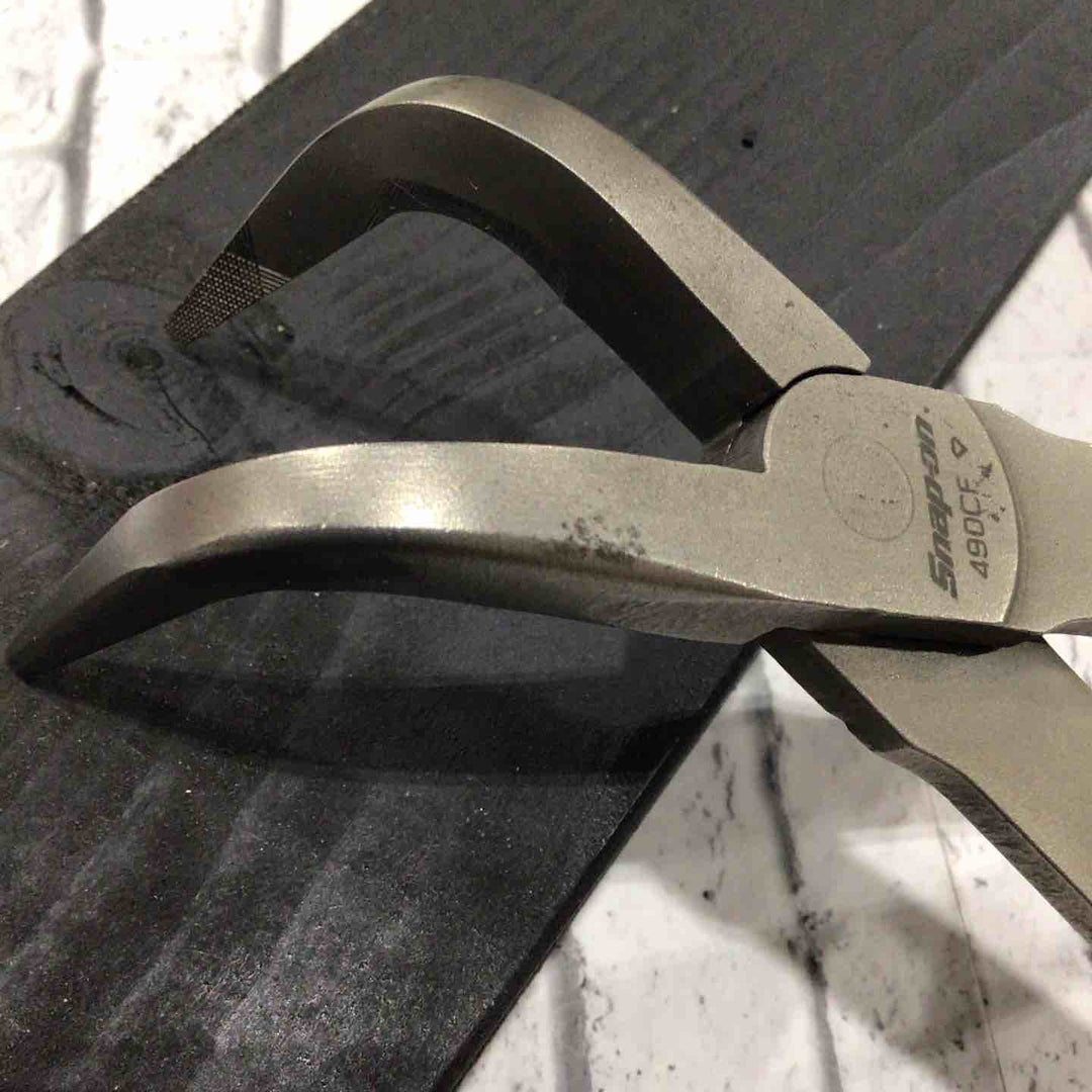 スナップオン(Snap-on) 90°ベントニードルノーズプライヤー 490CF 【川口店】