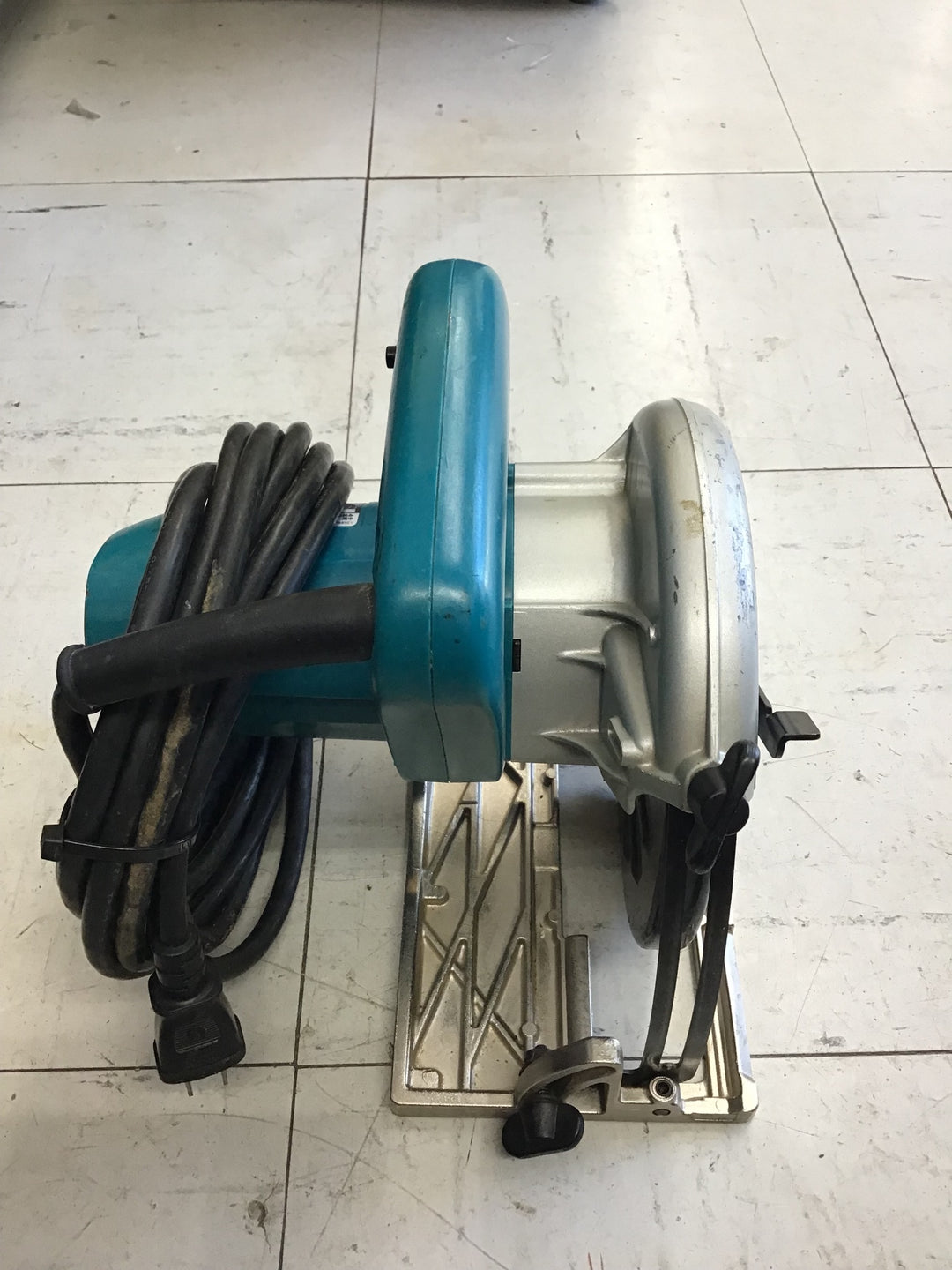 【中古品】 マキタ/makita 165mmマルノコ・5631BA 【鴻巣店】