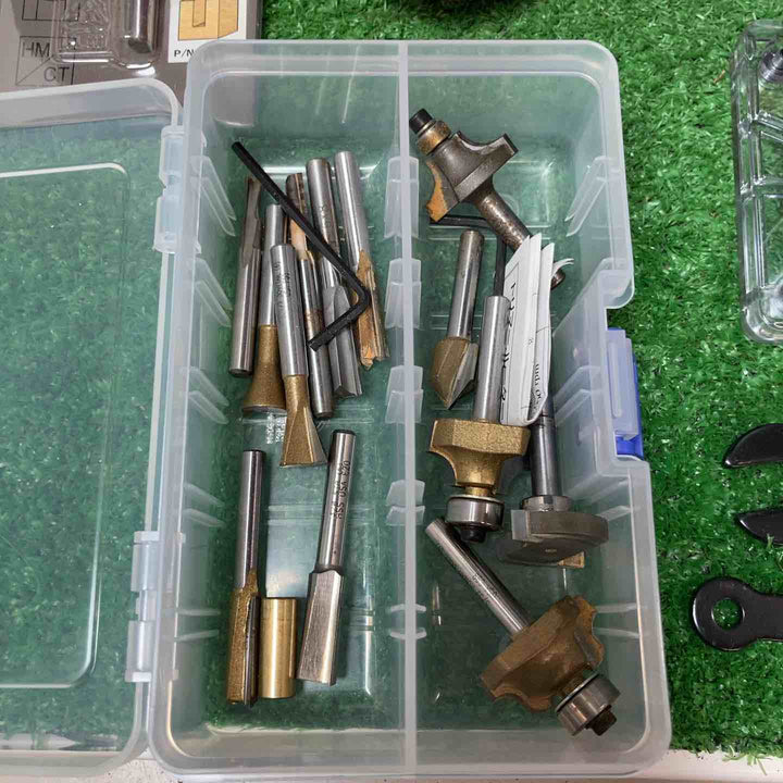 【美品】☆マキタ(makita) 6mmトリマ 3709 ビット・その他多数小物セット付き！！【岩槻店】