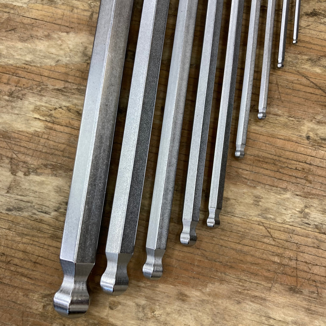 ▼PBスイスツールズ ショートヘッド ロングボール六角レンチ PB 2212.LH-10【柏店】
