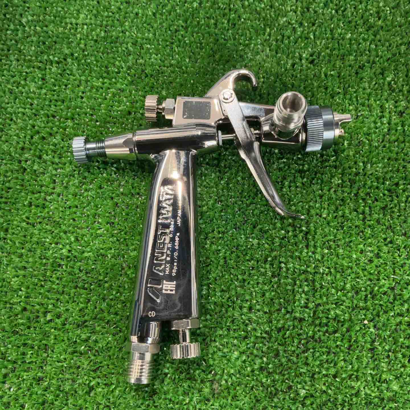 アネスト岩田　W-50-136BGCスプレーガン W-50-136BGC 自動車補修専用スプレーガン 重力式 アネスト岩田