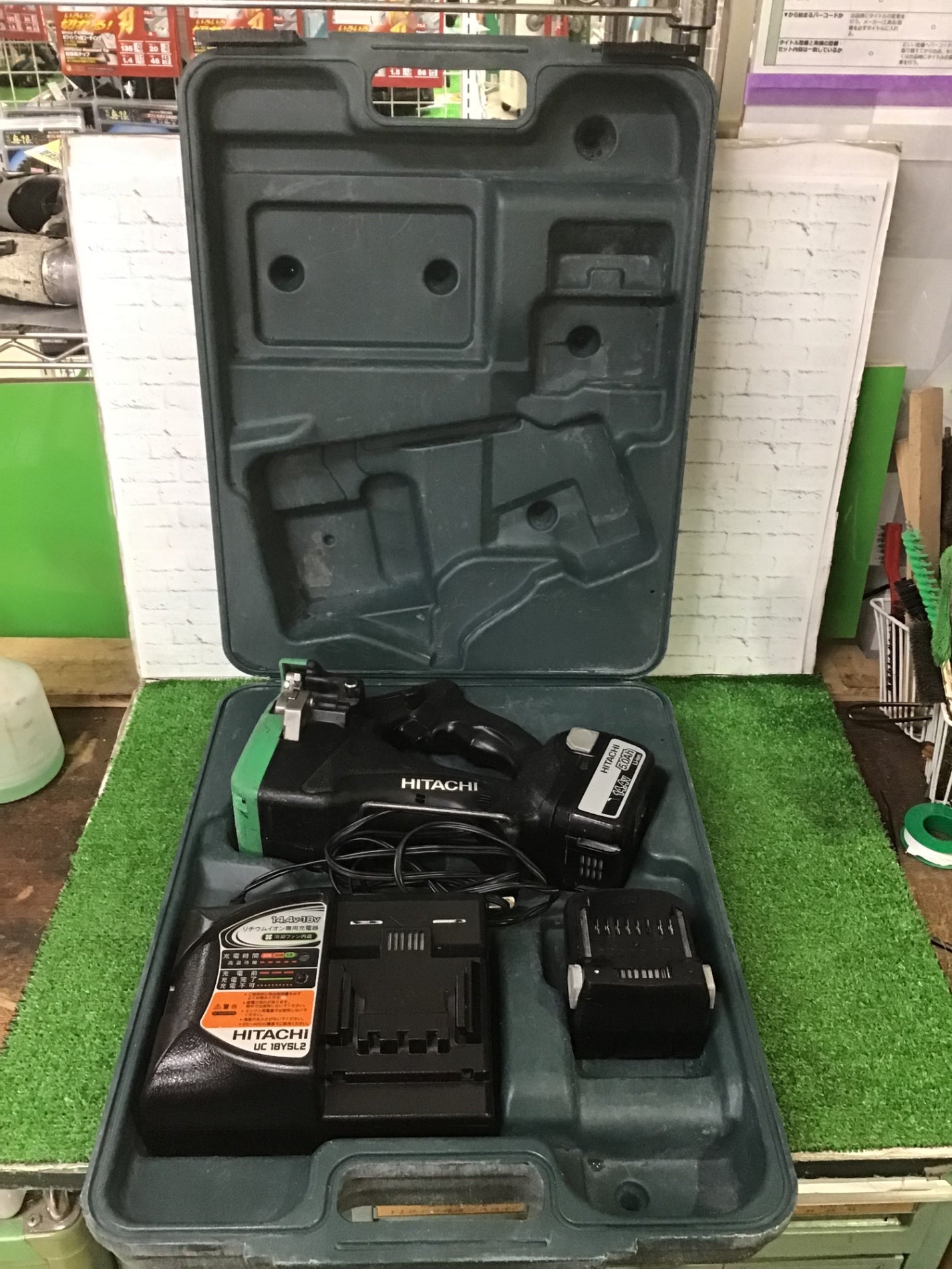 CL18DSL A4(NN) コードレス全ねじカッタ (本体のみ) HiKOKI(日立