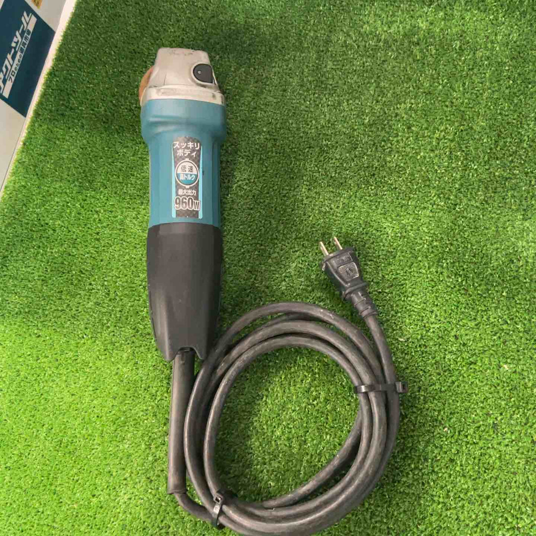 ☆マキタ(makita) 100mmディスクグラインダ GA4032【草加店】