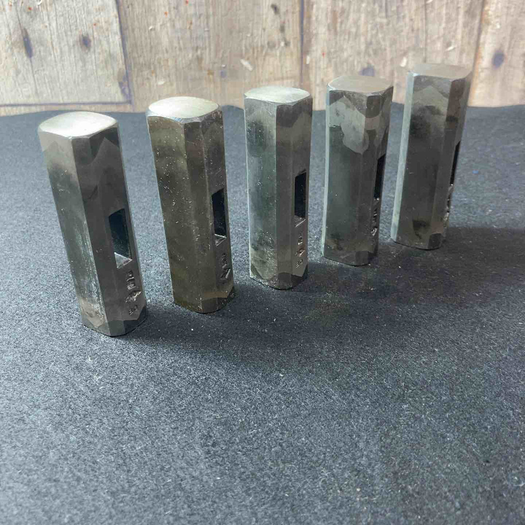【未使用(店頭展示品)】玄翁(玄能)菱貫 80匁 5本まとめ 総重量：1.42Kg【東大和店】