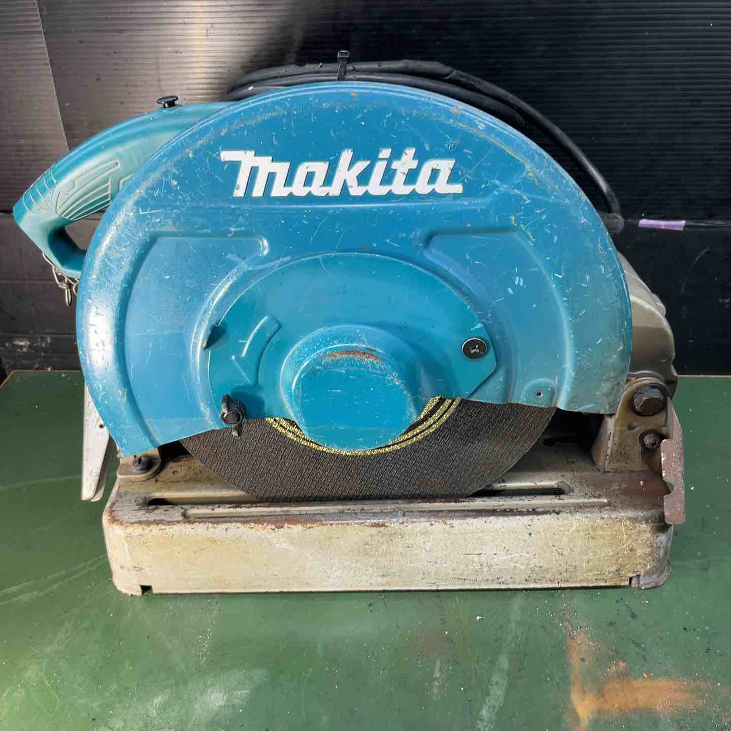 マキタ　makita　LW1401　切断機　中古品　　※バー無※　現状品　【ハンズクラフト宜野湾店】 ☆マキタ(makita) 355mm切断機 LW1401【戸田店】 – アクトツール
