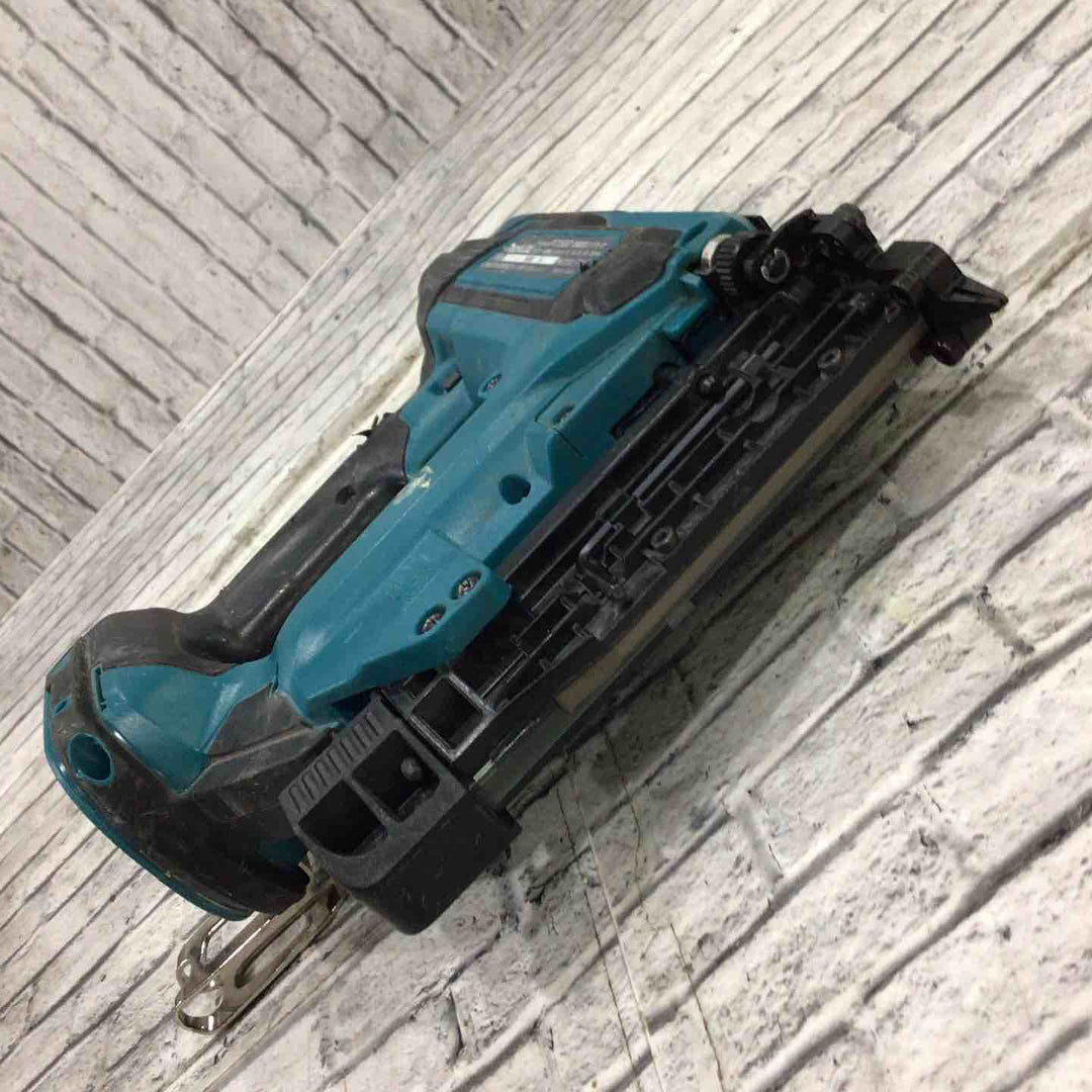 ★マキタ(makita) コードレスピンネイラ PT353DRG【川口店】