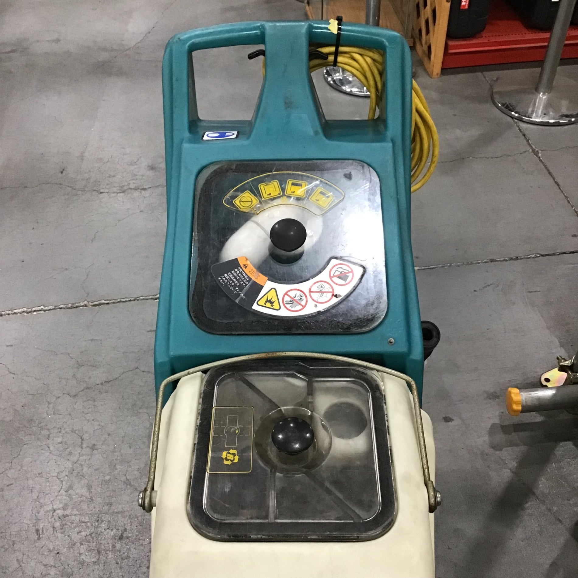 店頭受取り限定】TENNANT/テナント カーペット洗浄器/エクス