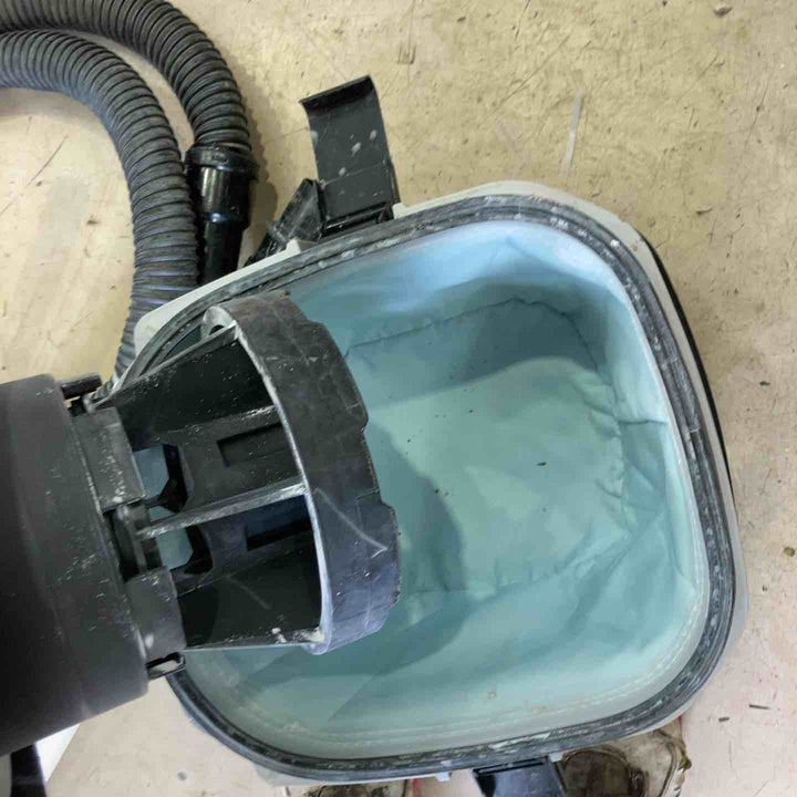 ★マキタ(makita) 集じん機 乾湿両用 474(P)【町田店】