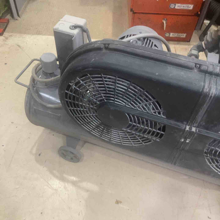 現状品【店頭受取り限定】ANEST200V コンプレッサー　TLP37E-10　【町田店】