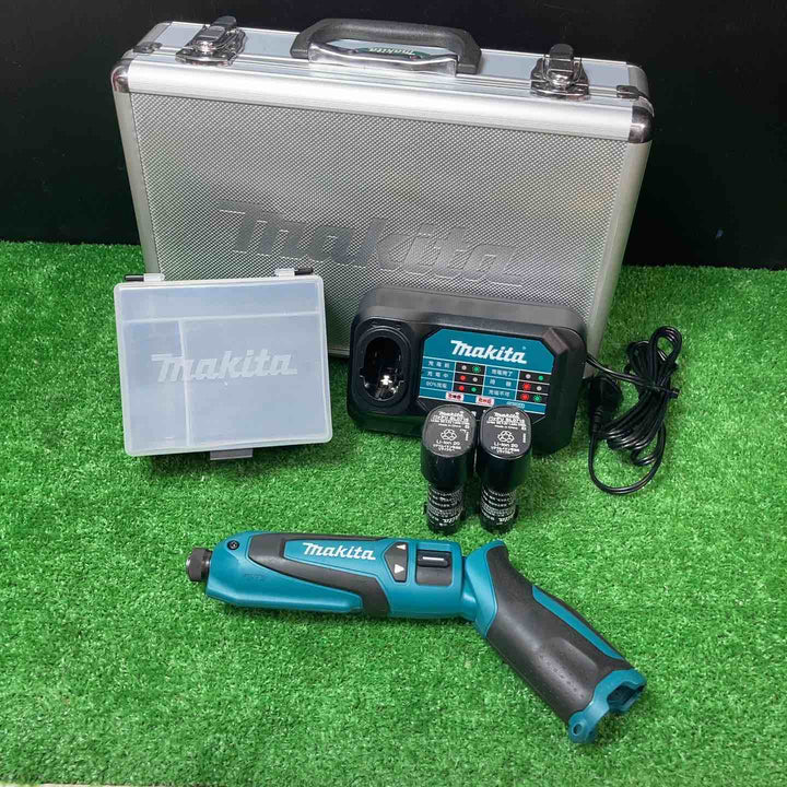 ☆マキタ(makita) コードレスペンインパクトドライバ TD021DSHSP バッテリー2個付き！【岩槻店】