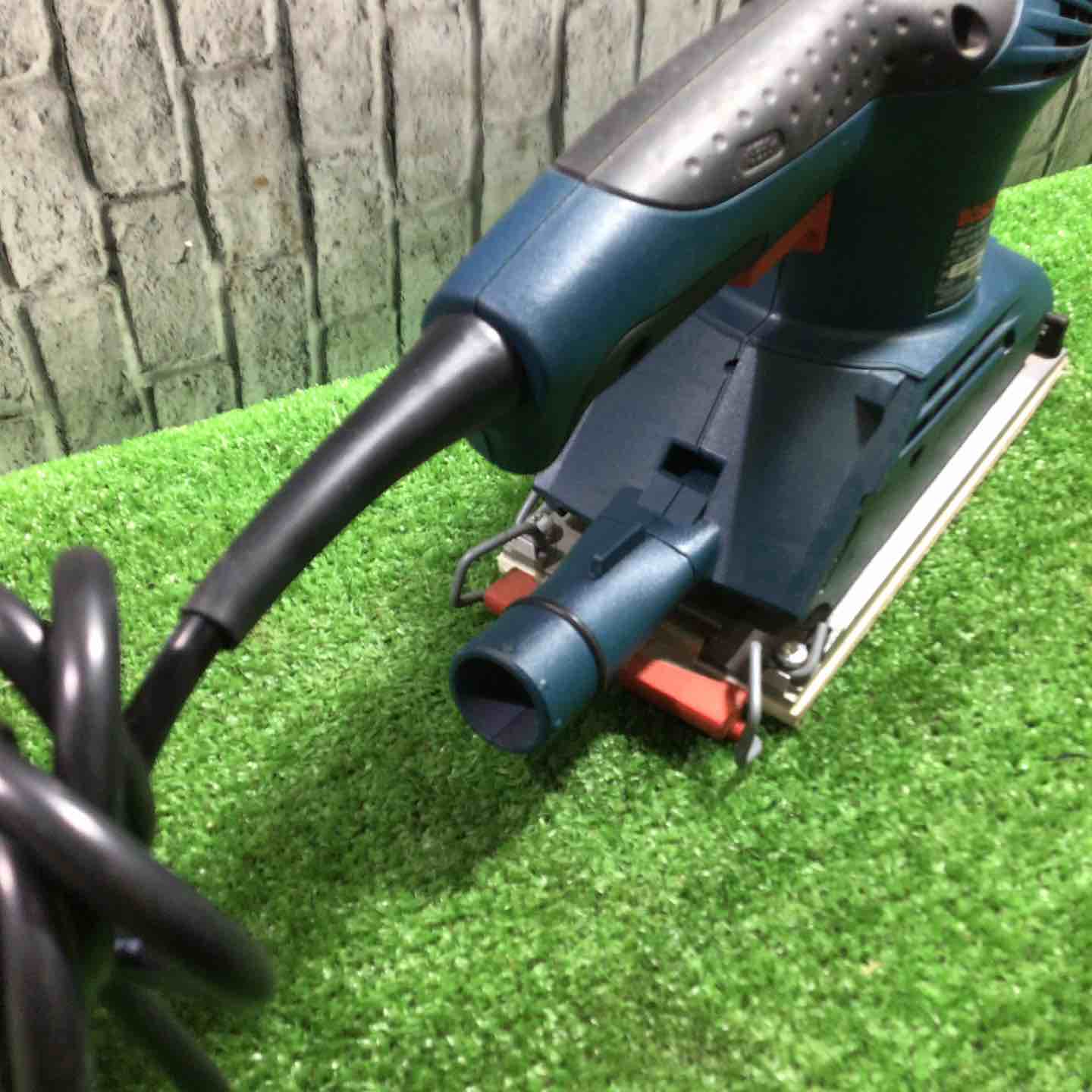 ◇ボッシュ(BOSCH) 吸じんオービタルサンダーPRO GSS23AE/MF