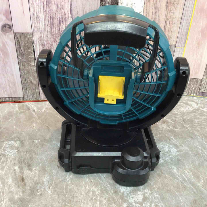 ★マキタ(makita) コードレスファン CF102DZ(本体のみ)【八潮店】