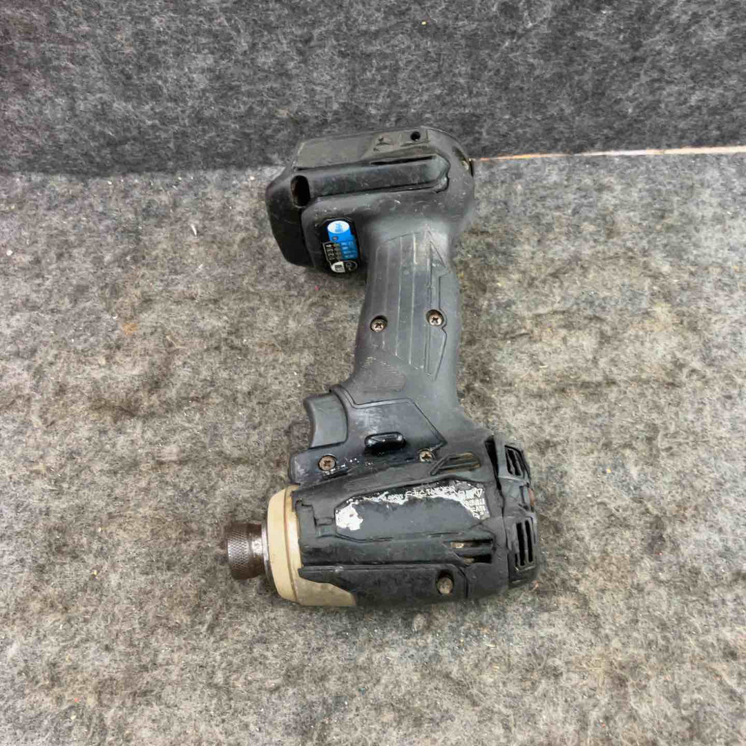 【現状品】★マキタ(makita) コードレスインパクトドライバー TD172DZB 動くが、ライト・パネル不灯。手元スイッチX。【鴻巣店】