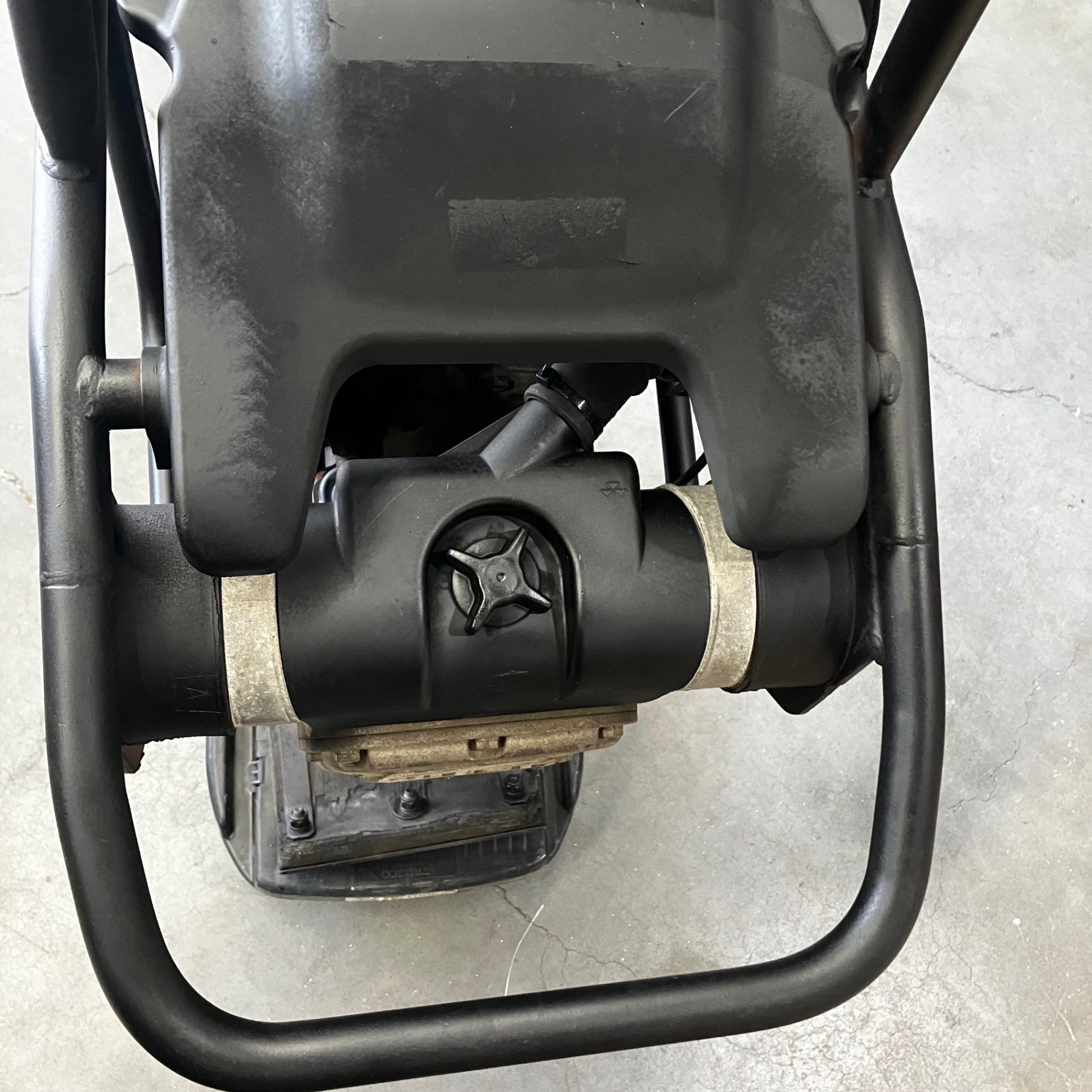 店頭受取り限定】〇三笠(ミカサ/mikasa) エンジンランマー MT-55L