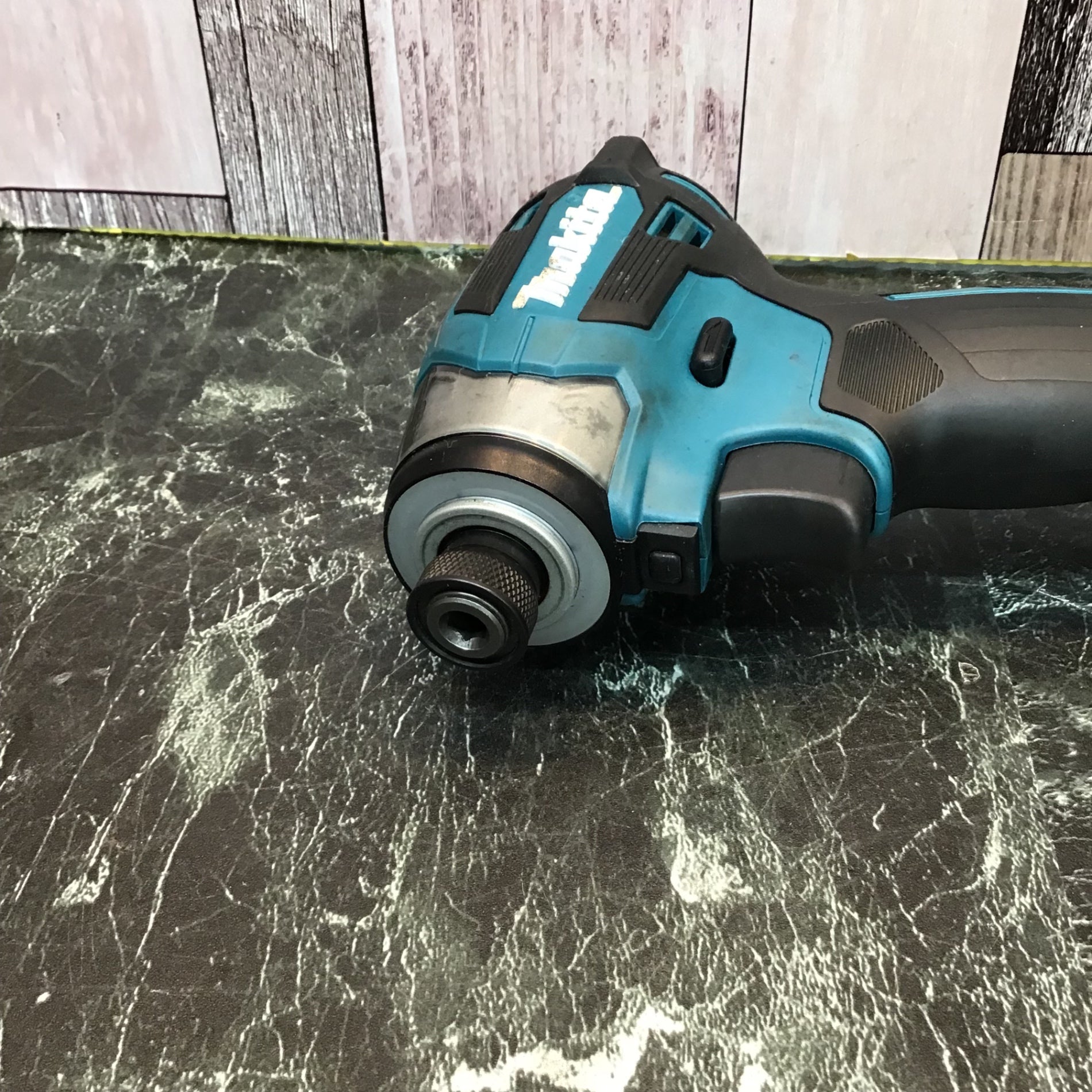 ☆マキタ(makita) コードレスインパクトドライバー TD173DRGX【八潮店
