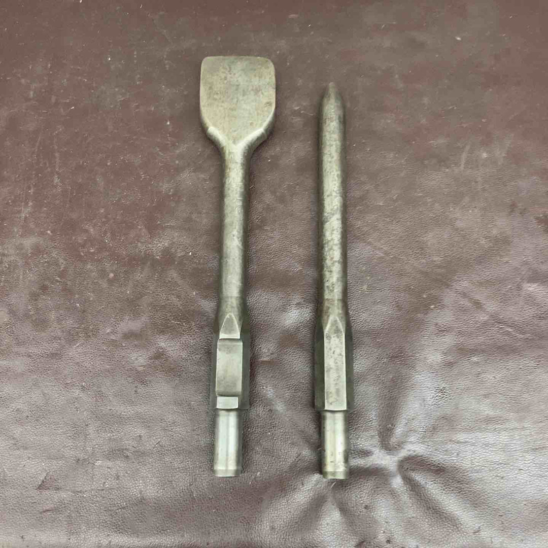 【中古品】マキタ(makita) ハンマ HM1304 ケース代替 ブルポイント付き はつり機【東大和店】