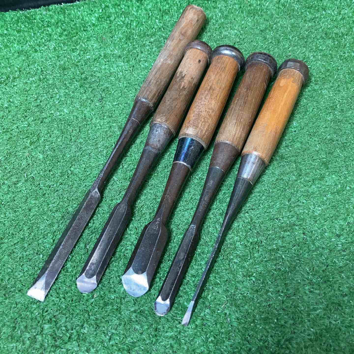 【中古品】炎国貞9本・その他不明5本 鑿 計14本 まとめ売り ノミ 大工道具 和工具