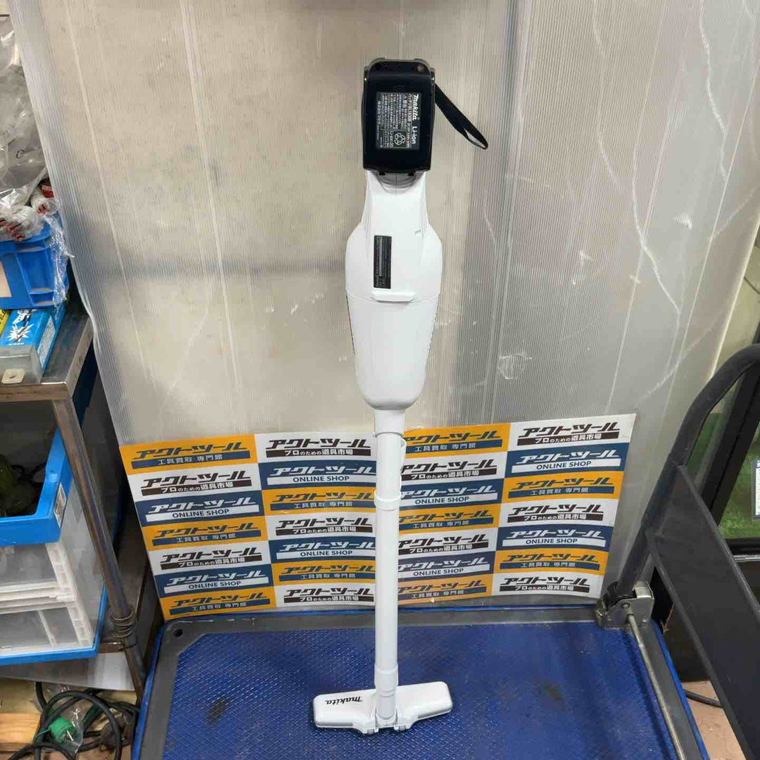 ◇マキタ(makita) コードレスクリーナー CL180FDRFW【草加店】