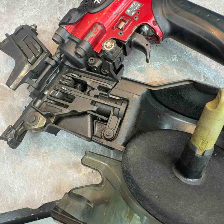 ★マキタ(makita) 高圧エア釘打ち機 AN530H【八潮店】
