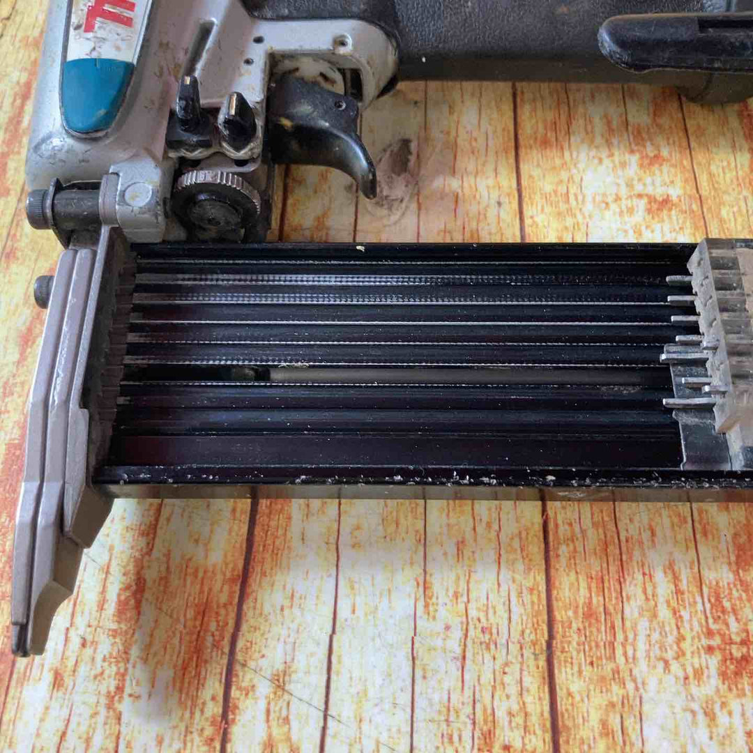 ★マキタ(makita) 常圧フィニッシュネイラ AF502N【川崎店】