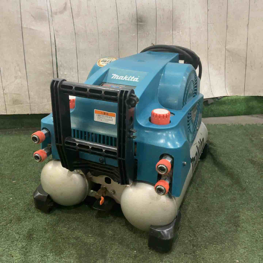 ★マキタ(makita) エアコンプレッサー AC460X 動作確認済【川口店】