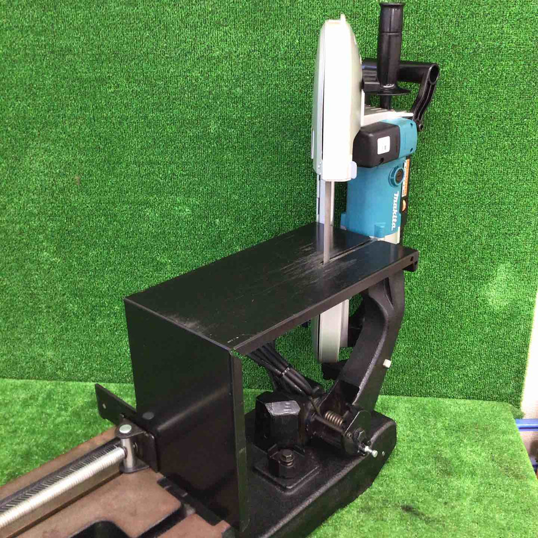 【中古品 / 店頭受取り限定】 マキタ/makita ポータブルバンドソー 2107FW 【鴻巣店】