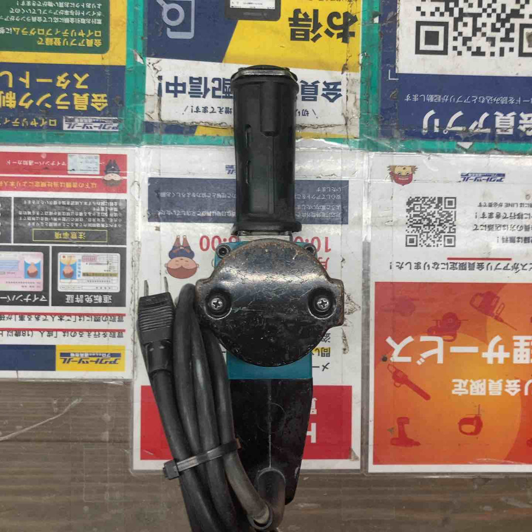 ★マキタ(makita) 電動ケレン HK1810　本体のみ【戸田店】