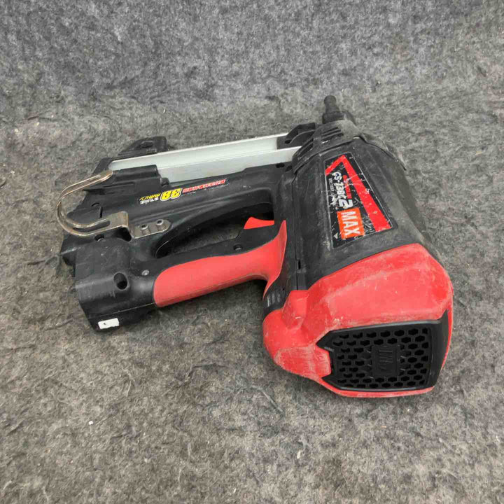 ★マックス(MAX) ガスネイラ GS-738C2 ケース(6V1.5Ahバッテリー*2、充電器、ガス*1)【鴻巣店】