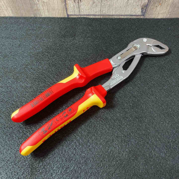 【中古美品】クニペックス(KNIPEX) ウォーターポンププライヤー Cobra 87 26 250【東大和店】