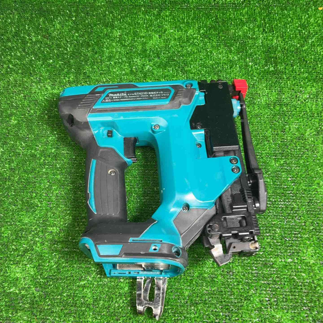 【ジャンク品】 マキタ(makita) コードレスタッカー ST421DZK【藤沢店】