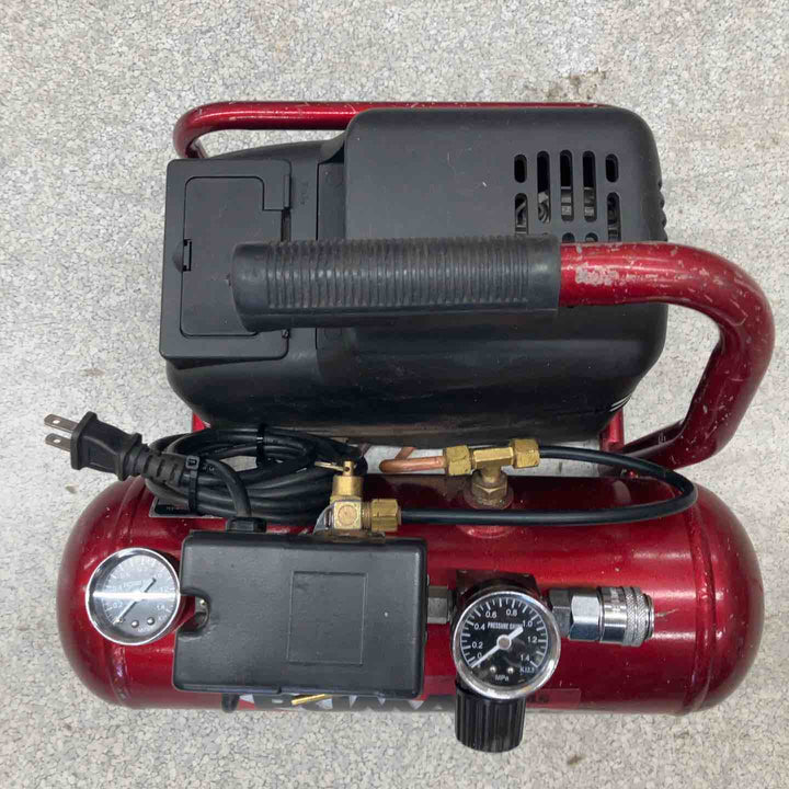 ◇藤原産業 (SK11) オイルレス エアーコンプレッサー SR-045 タンク容量 4L SR-L04SPT-01【八潮店】