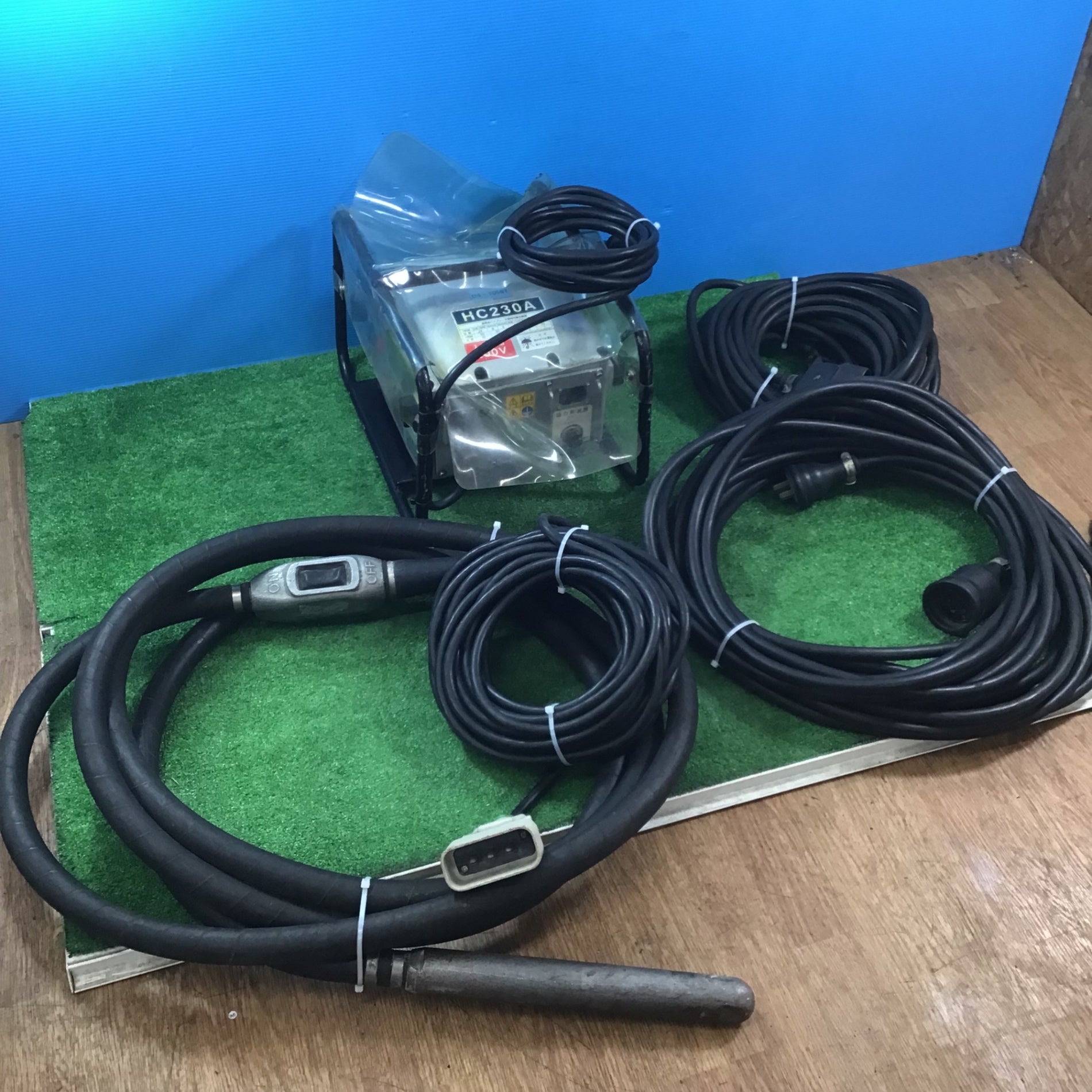 EXEN エクセン 高周波バイブレーター HC230A 耐水インバーター 3相200V 