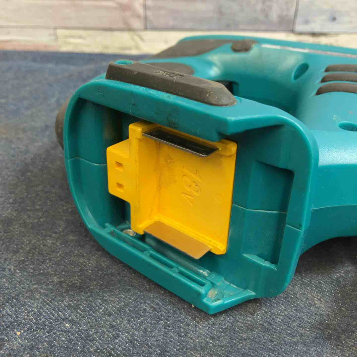 ◇マキタ(makita) コードレスピンタッカ PT351DZK【八潮店】