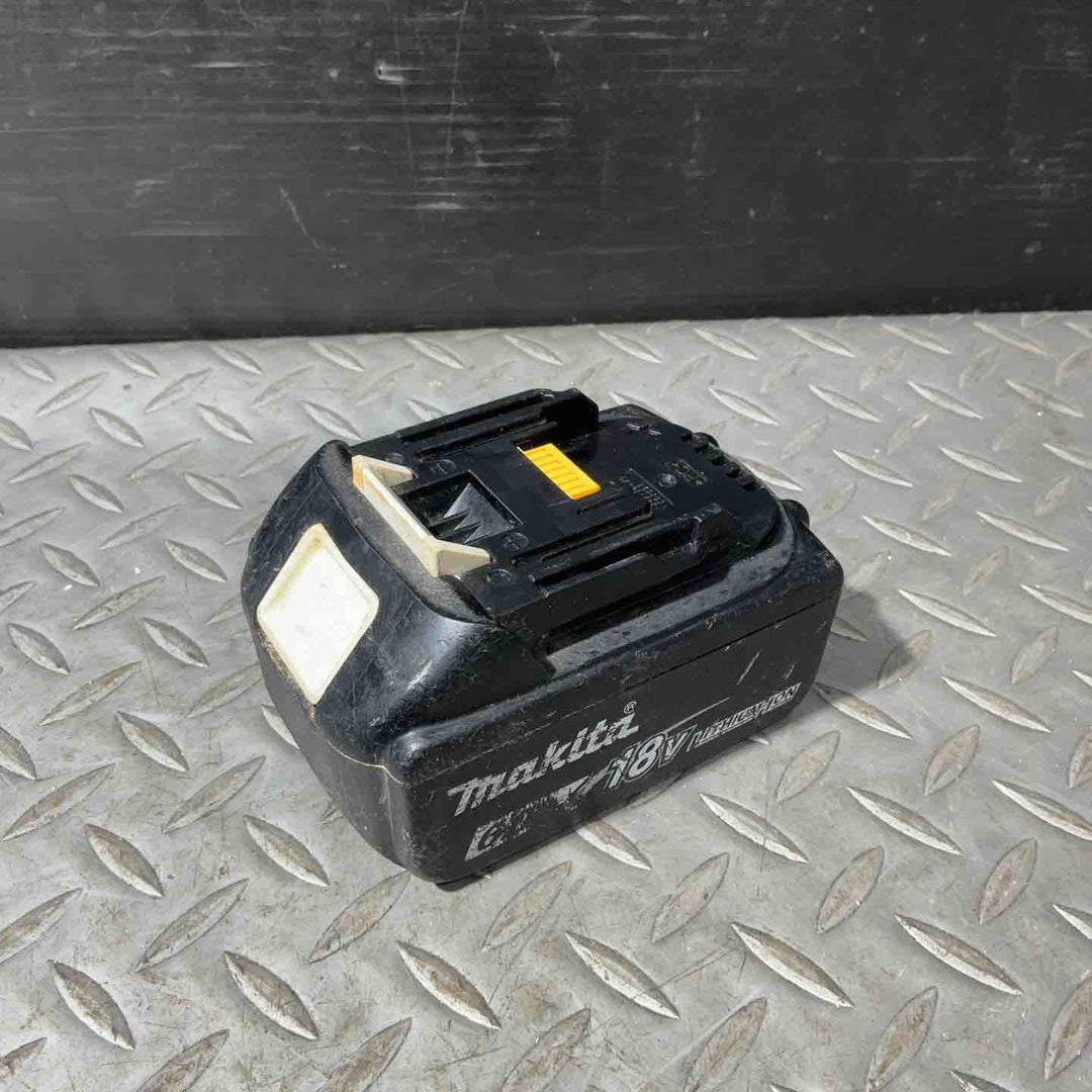 マキタ(makita) コードレス丸のこ HS631DZ 18V/6.0Ah BL1860B バッテリー付き　【草加店】