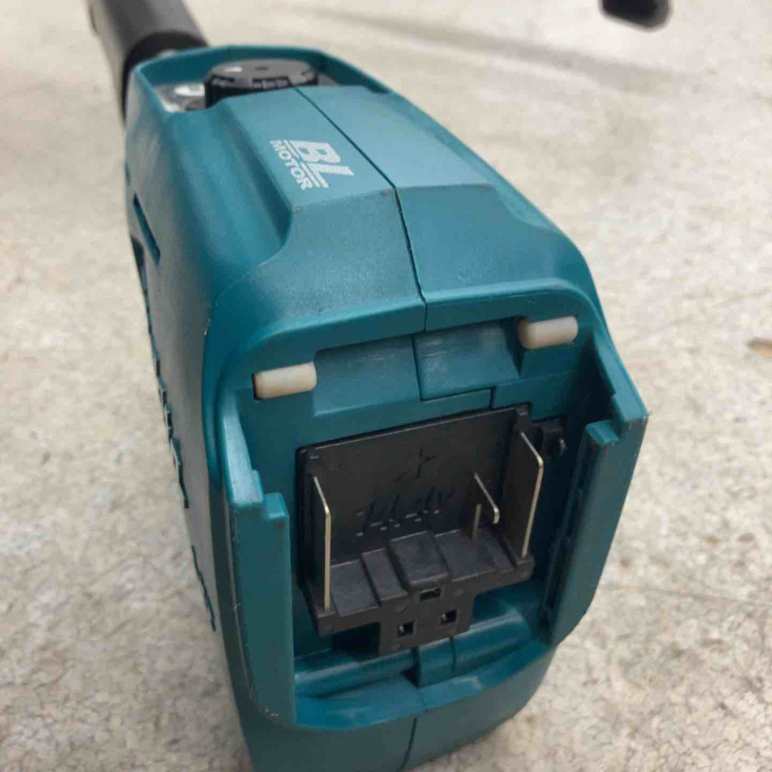 【店頭受取り限定】◇マキタ(makita) コードレス刈払機 MUR142UDZ【草加店】