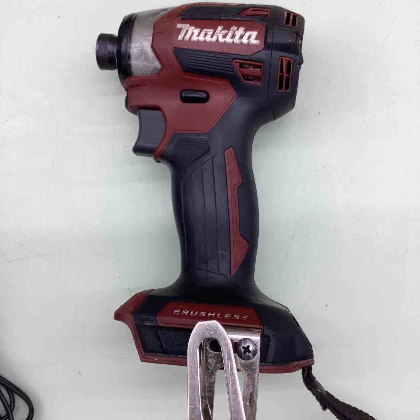 ☆マキタ(makita) コードレスインパクトドライバー TD173DGXAR【越谷店