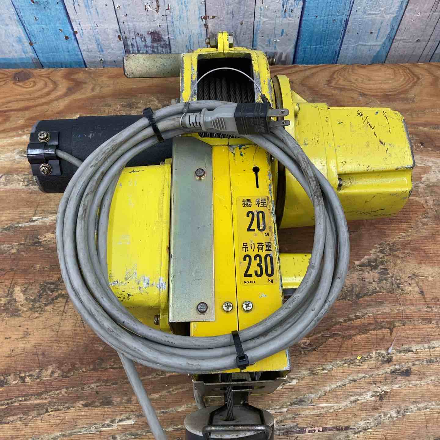 ◇トーヨーコーケン(TKK) 電動ウインチ(ワイヤー) ベビーホイスト BH-820【柏店】 ◇トーヨーコーケン(TKK) 電動ウインチ(ワイヤー) ベビーホイスト BH