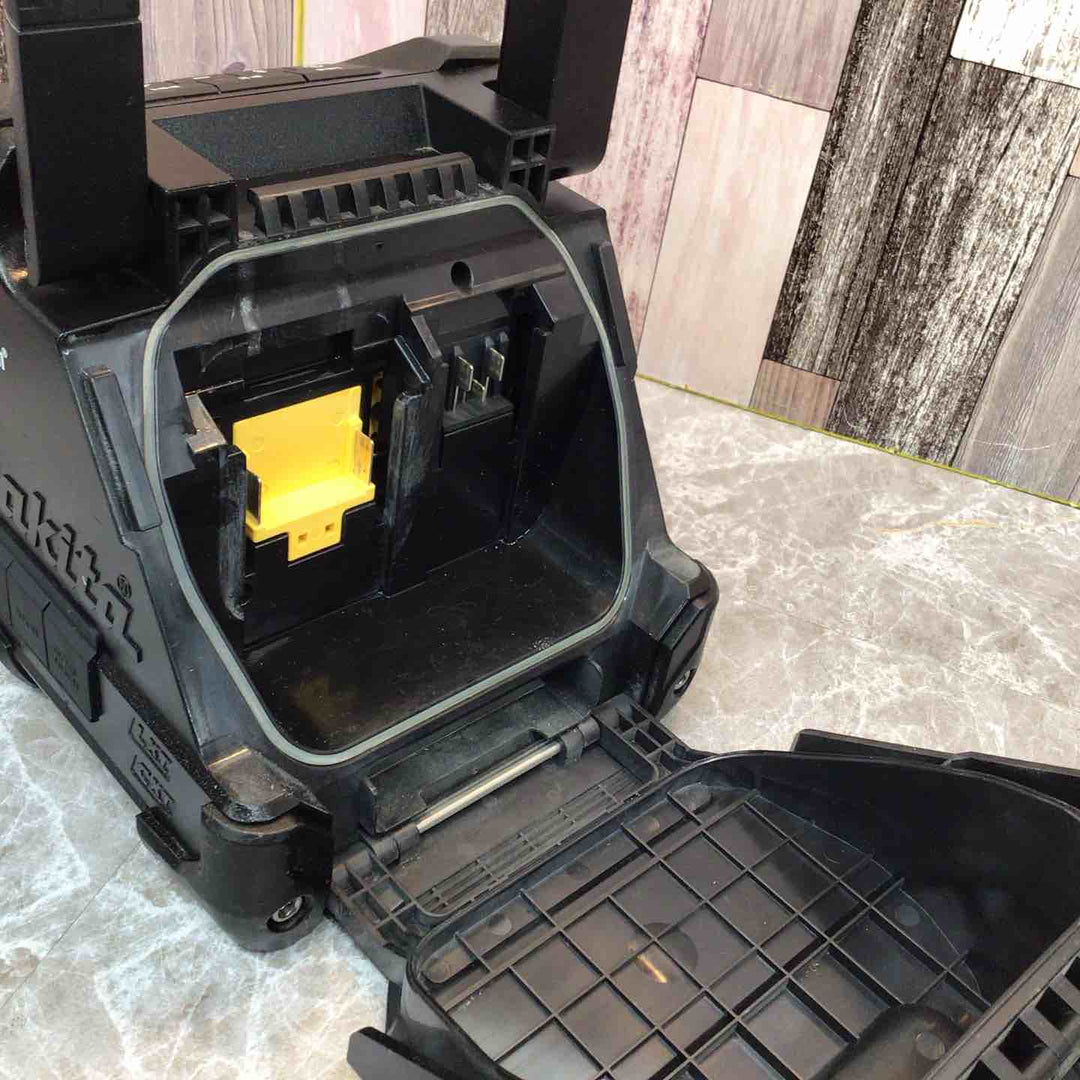 ☆マキタ(makita) コードレススピーカー MR200B【八潮店】