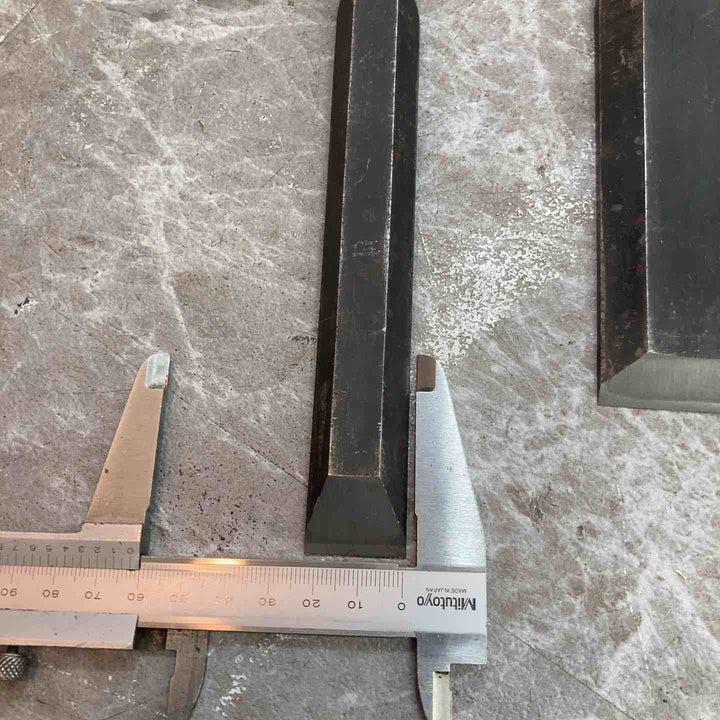 【中古品 美品】◇弘正 穴屋鑿 24㎜・48㎜ 2本セット 鑿 のみ 鉋【八潮店】