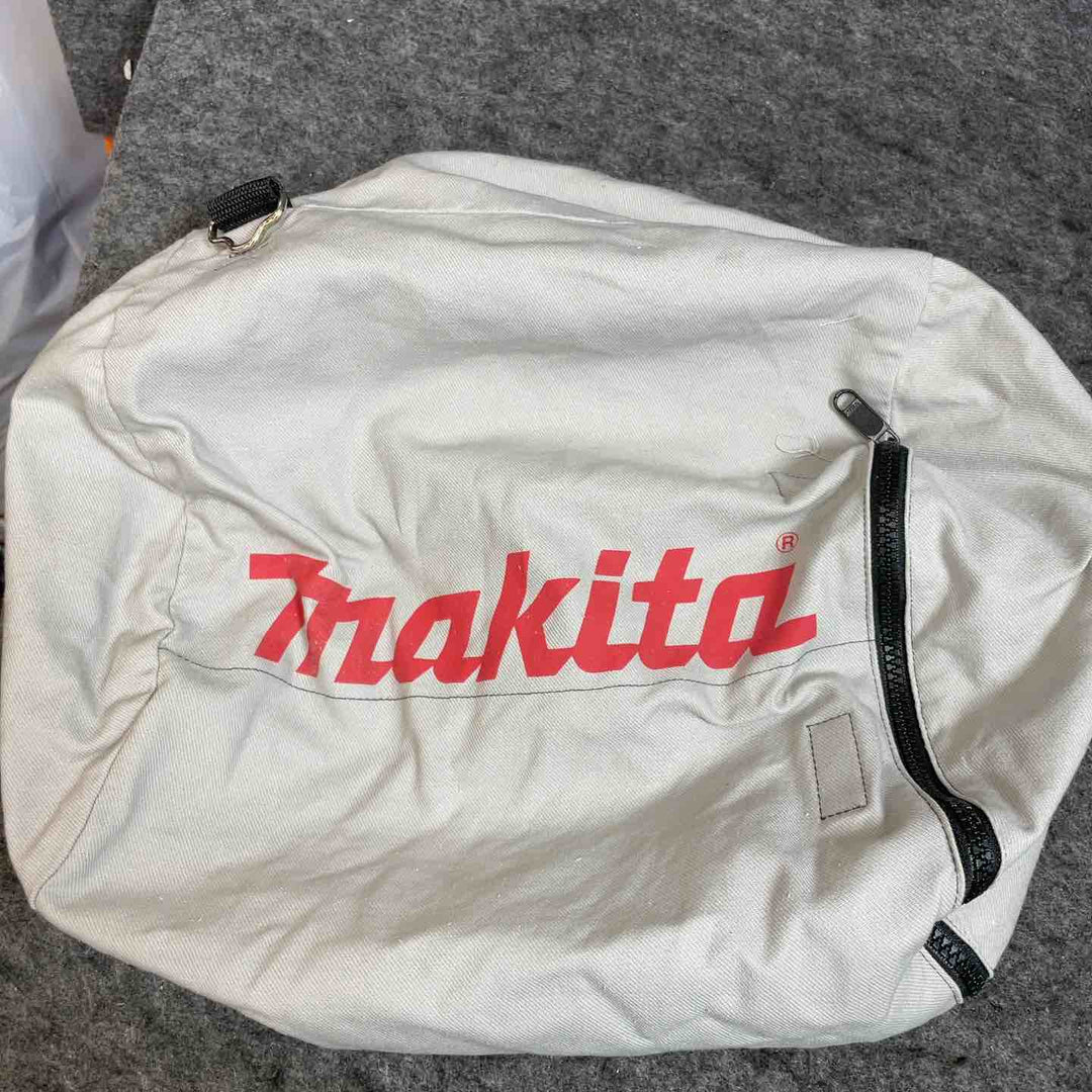 【集塵袋、ホース付】マキタ(makita) 小型集じん機 乾式 450(P)【桶川店】