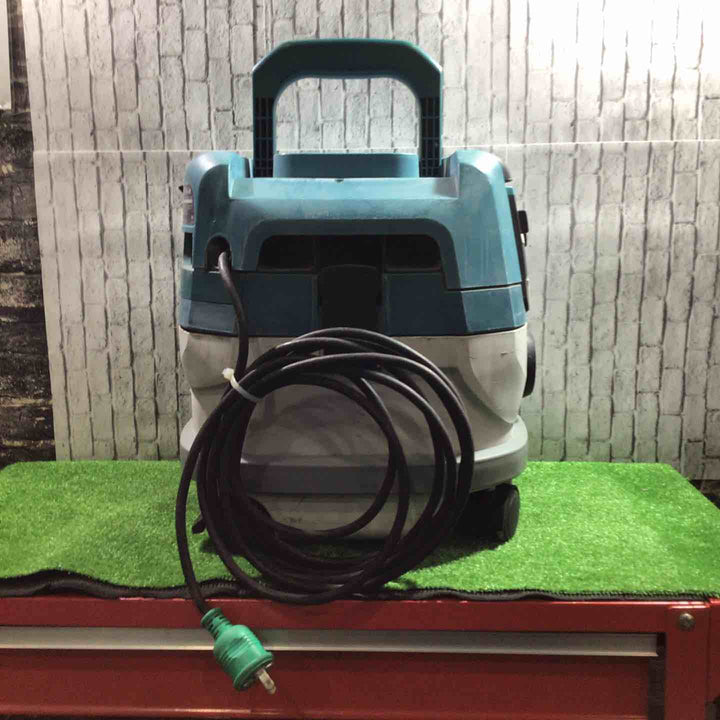 ★マキタ(makita) 集じん機 乾式 VC0830 連動機能【川口店】