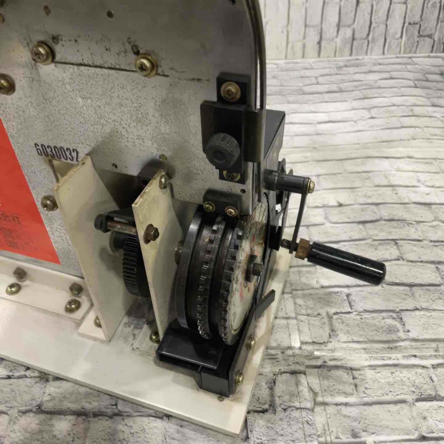 兼松手動式釘連結機 兼松手動式釘連結機