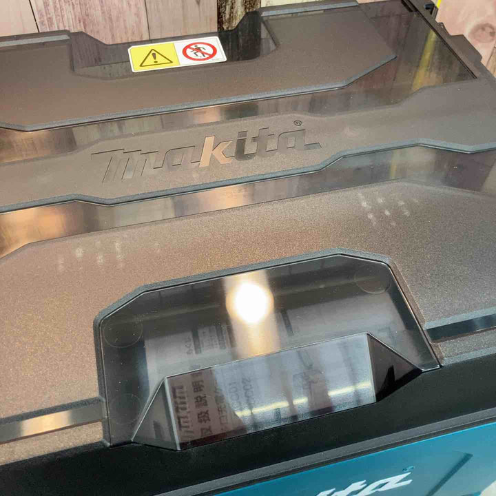 ★マキタ(makita) 多口充電器 BCC01 A-78346【八潮店】