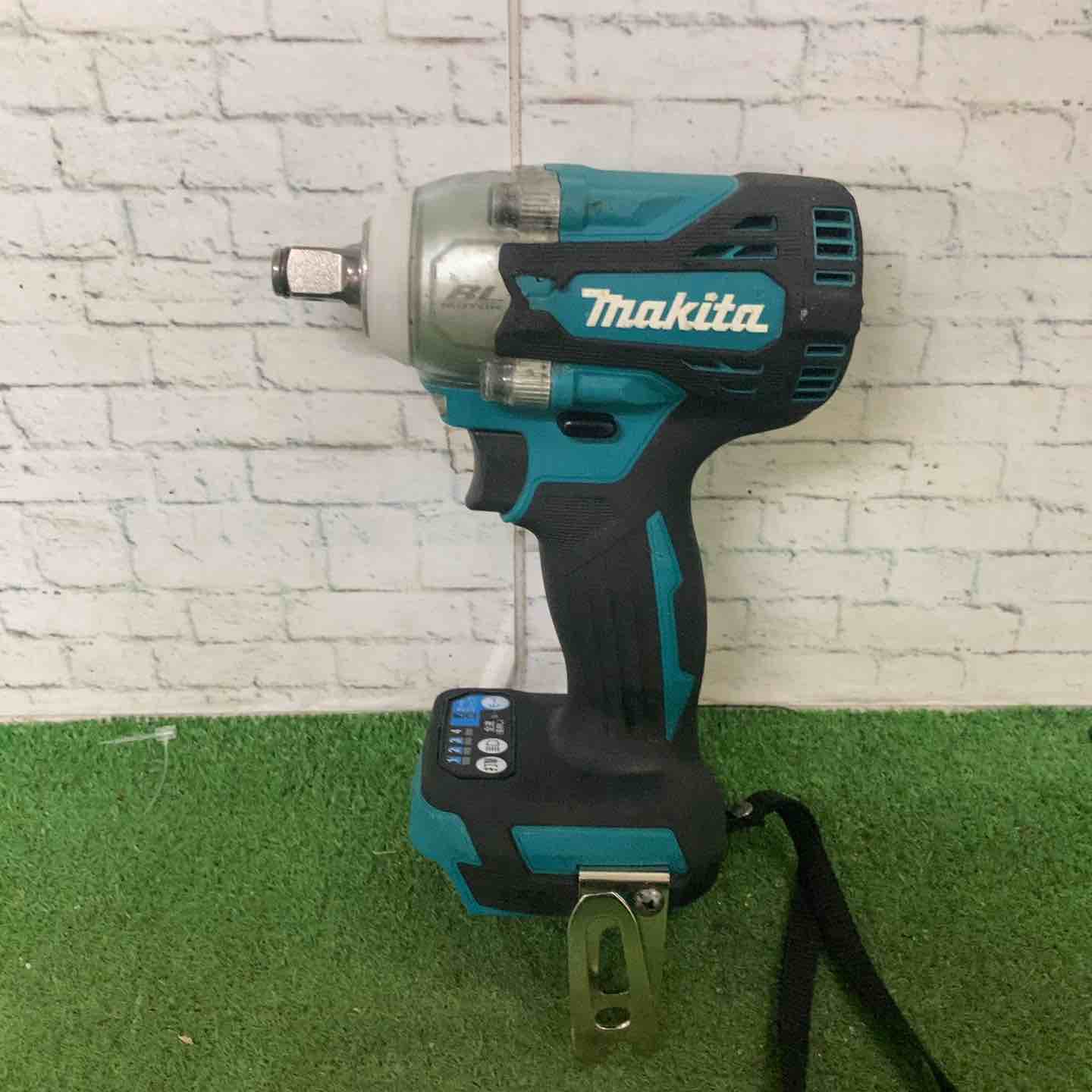 ☆マキタ(makita) コードレスインパクトレンチ TW300DZ【町田店