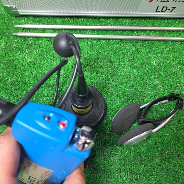 フジテコム(FUJI TECOM) 漏水探知器 LD-7 感振棒付き 路面音聴 弁栓音聴【岩槻店】
