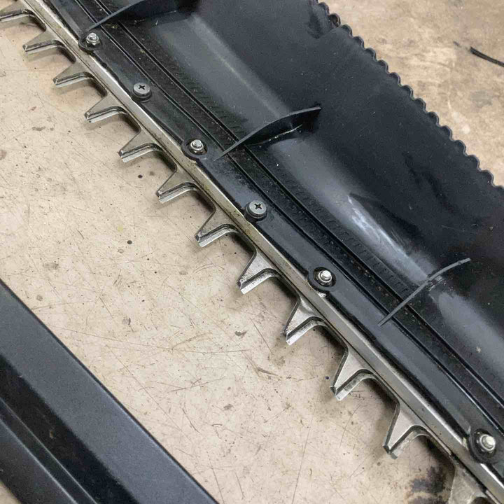 ◇マキタ(makita) 18V充電式ヘッジトリマ MUH603SDZ【町田店】