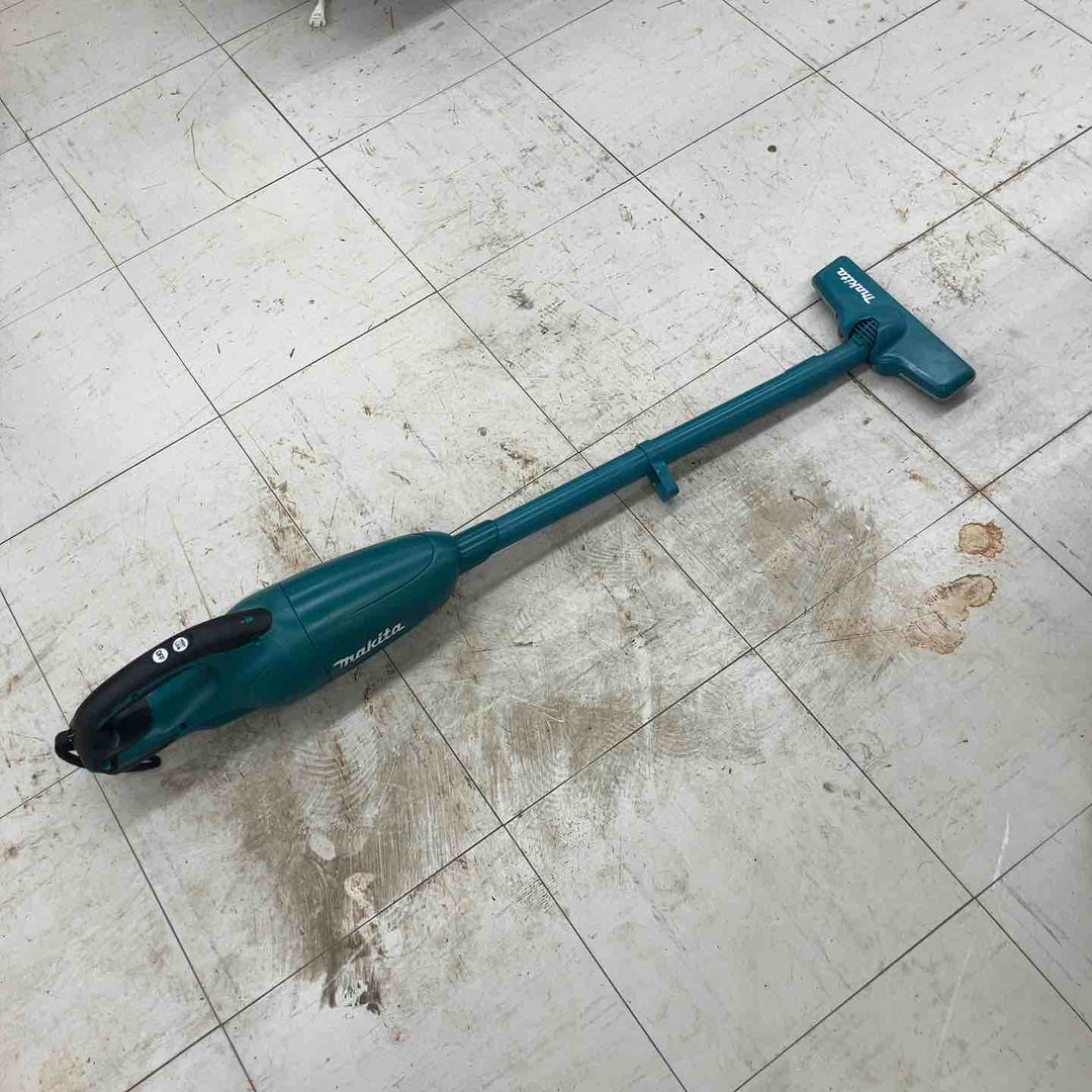 ☆マキタ(makita) コードレスクリーナ CL181FDZ【鴻巣店】