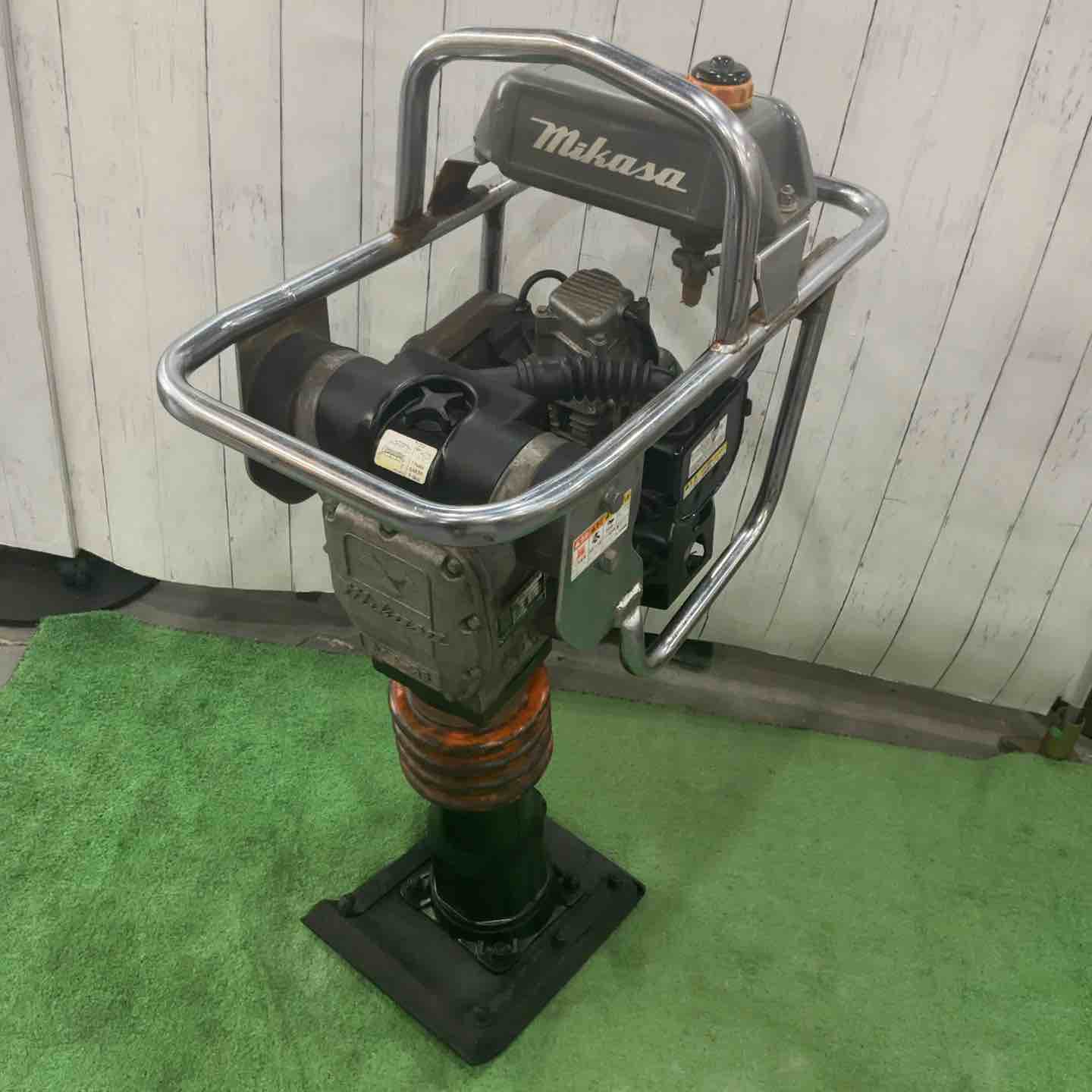 【引取限定】【中古】 ミカサ MT-55 タンピングランマ 【ハンズクラフト宮崎新名爪店】 IKA 三笠産業 mikasa タンピングランマー MT-55H 転圧機 ランマー 締め
