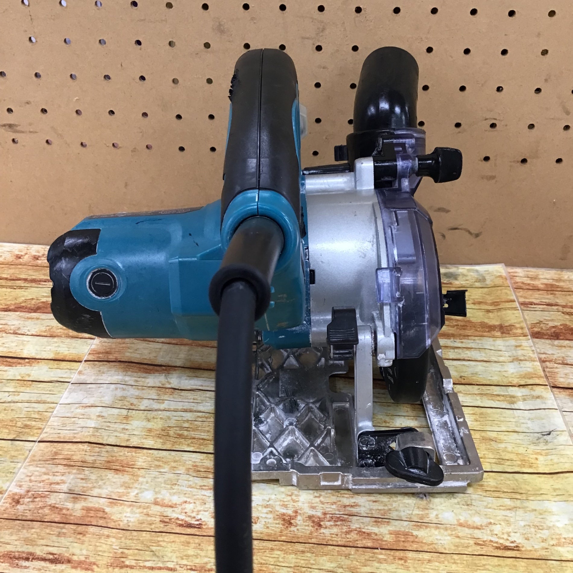 マキタ(makita) 防じん丸のこ KS4000FX【草加店】