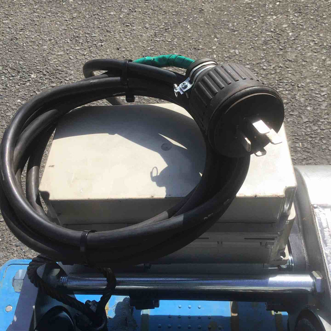 【現状品 / 店頭受取り限定】 マックスプル/MAXPULL 設置型ウィンチ BMW-303-RC 三相200V 【鴻巣店】
